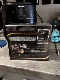 Pokemon TCG Mega Evolution Pitch Black Elite Trainer Box - Image 2