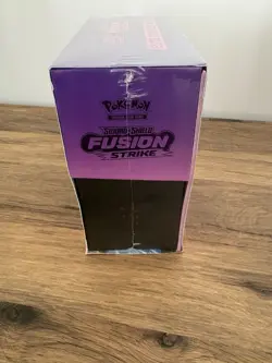 Pokemon TCG Fusion Strike Elite Trainer Box (ETB) Sealed - Image 2