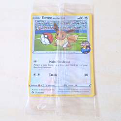 The Pokemon Company Pokemon TCG Eevee on the Ball 002/005 In Original Packaging - Image 1