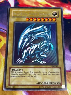 Blue-Eyes White Dragon Unlimited Ultra Rare Starter Deck: Kaiba SDK-001 MP - Image 1