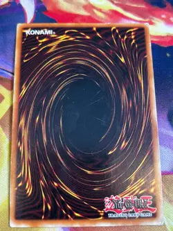 Blue-Eyes White Dragon Unlimited Ultra Rare Starter Deck: Kaiba SDK-001 MP - Image 2