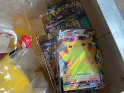 Pokemon TCG Celebrations Pikachu VMAX 25th Anniversary Premium Figure Collection - Image 2