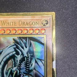 Yu-Gi-Oh! Blue-Eyes White Dragon MGED-EN001 1st Ed Premium Gold (Misprint) - Image 3