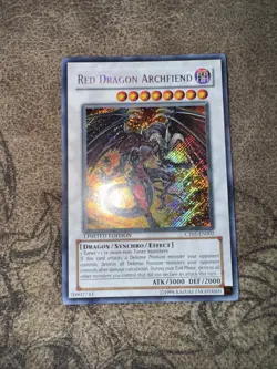 Red Dragon Archfiend CT05-EN002 2008 Collectors Tin Limited Edition - Image 2
