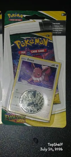 Sealed Pokemon TCG: Sword & Shield—Evolving Skies Blister Pack (Eevee) - Image 2