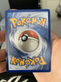 Pokemon TCG Goldeen Pitch Black 087/084 Near Mint Condition - Image 2