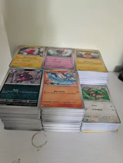 Pokemon TCG 1100+ BULK JOBLOT (Read Description) s&V mega evolution - Image 1