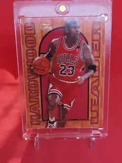 1995-96 Fleer - Flair Hardwood Leader Michael Jordan #4 HOF GEM MINT! 🏀🔥🔥🔥 - Image 3