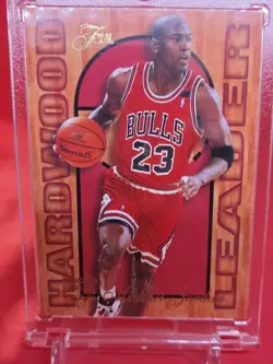 1995-96 Fleer - Flair Hardwood Leader Michael Jordan #4 HOF GEM MINT! 🏀🔥🔥🔥 - Image 5