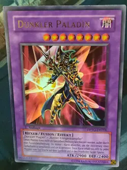 Dunkler Paladin DPYG-DE016 1.Auflage Ultra Rare DE EX Yugioh - Image 1