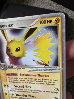 Pokemon Jolteon ex 109/113 EX Delta Species Holo Rare EX 2005 Stage 1 - Image 3