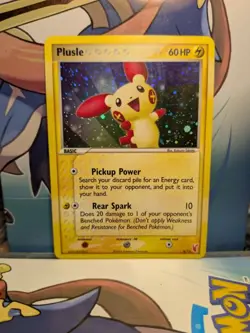 Pokemon TCG Minun 6/12 HOLO SWIRL Ex Trainer Kit 2: Plusle & Minun LP - Image 2