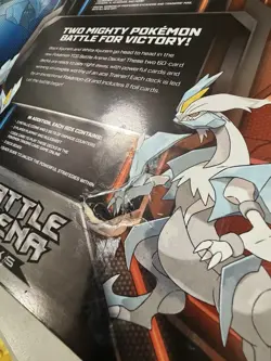 Pokemon TCG Battle Arena Decks 2-Deck Set Black & White Kyurem Foil English 6+ - Image 4