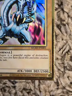 Blue-Eyes White Dragon MGED-EN001 Maximum Gold: El Dorado 1st Edition - Image 3