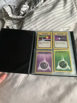 Pokemon Vintage 1999 Wizards Of The Coast Original Binder - Image 2