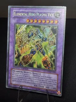 Konami Elemental HERO Plasma Vice CT04-EN006 Secret Rare Foil Eng 2007 Tin - Image 3
