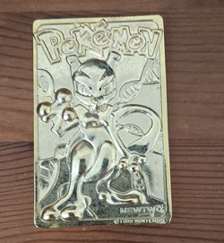 Pokemon TCG Burger King Mewtwo Gold Foil Metal Limited Edition English 1999 - Image 1