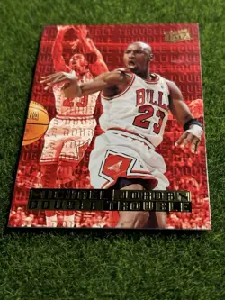1995-96 FLEER ULTRA MICHAEL JORDAN DOUBLE TROUBLE INSERT CARD #3 - Image 2
