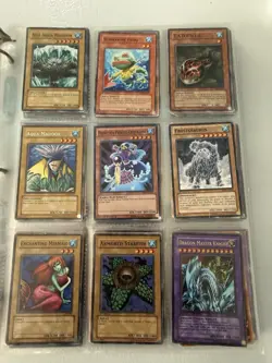 Yu-Gi-Oh! Binder Lot (740+ cards) holos/rares/spell/trap/God Card/Blue Eyes - Image 3