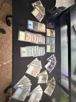 Wizards of the Coast MTG Warhammer 40K Forces of the Imperium Commander Deck - Image 2