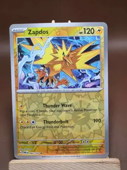 LP Pokemon Zapdos 065/167 Sv06: Twilight Masquerade Reverse Holo - Image 1