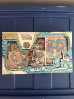 Pokemon TCG Lucario VSTAR Premium Collection (290-85124) 820650851247 - Image 1