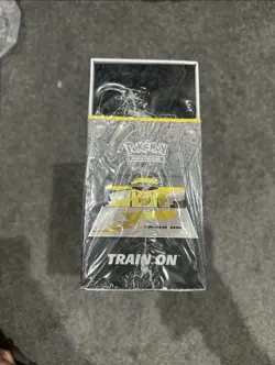 Pokemon TCG: Celebrations Ultra-Premium Collection Box (2021)- Factory sealed 820650829147 - Image 2