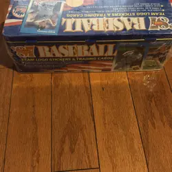 NEW 1987 FLEER GLOSSY BASEBALL CARD SET Complete FACTORY SEALED TIN 672 Cards - Image 4