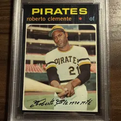 1971 Topps #630 Roberto Clemente PSA 7 NM. Beautiful Card - Image 2