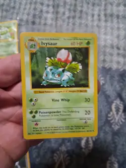 Ivysaur ~ Shadowless Base Set 30/102 ~ Pokemon Card - LP-MP - Image 1