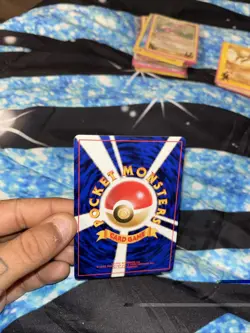 Pokemon Pikachu 025 Gym Heroes Japanese NM Condition 1998 original - Image 2