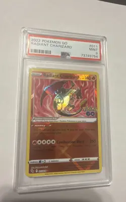 Radiant Charizard 011/078 Pokemon GO Holo - Image 1