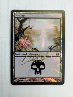 MTG FOIL EIGHTH EDITION Swamp SIGNED IN GOLD BY DAN FRAZIER - Image 1