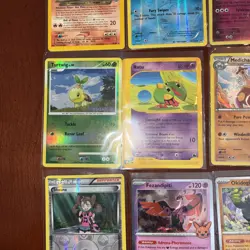 Lot Of 28 Pokemon Cards - Image 4