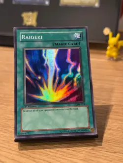 Raigeki LOB-053 1st Edition Glossy HP-DMG Yu-Gi-Oh! - Image 1