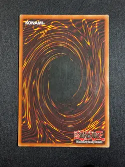 Yugioh - Dark Magician SDY-006 Unlimited Edition Ultra Rare MP - B - Image 2