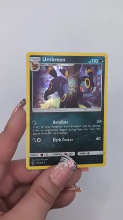 Lost Thunder Holo Umbreon 120/214 Pokemon Card - Image 2