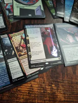 80+ Foil Cards w/ MTG Spider-Man Gift Bundle Box, Inserts, & Dice - Image 4