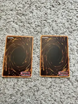 Yu-Gi-Oh! TCG Harpie’s Feather Duster SDD-003 - Image 2