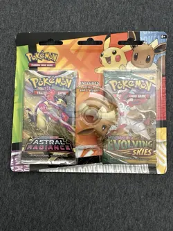 Pokemon TCG: 2022 Back To School Eraser Blister Eevee - Evolving Skies/Astral - Image 1