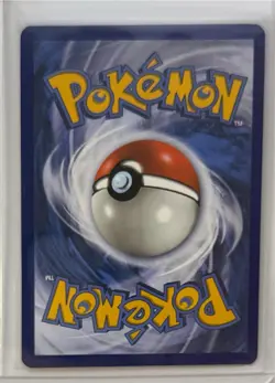 Pokemon TCG : Pikachu 005/025 Celebrations Holo - Image 2