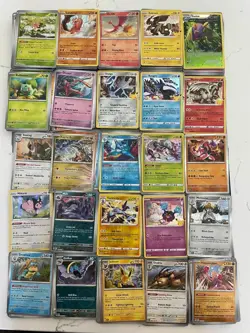 Pokemon TCG TRADING CARDS : 25 HOLO & SHINY POKEMON MIX LOT - Image 1