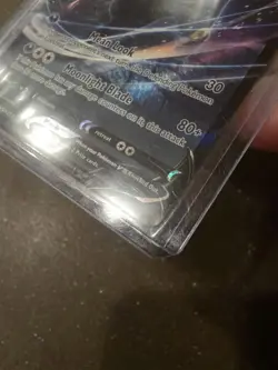 Pokemon TCG Umbreon v SWSH203 Promo Lp - Image 5