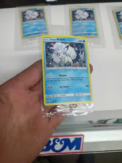 Alolan Vulpix - 21/145 (Toys R Us Promo) Holo New Sealed Pokemon TCG Exclusive - Image 3