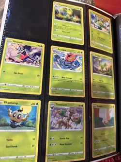 Incomplete Pokemon TCG Fusion Strike Binder 304 Cards - Image 3