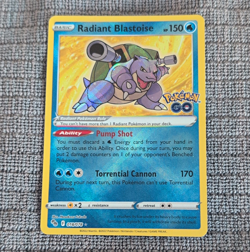 Radiant Blastoise 018/078 Holo Radiant Rare Pokemon GO EN 2022 150 HP - Image 1
