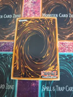 Yugioh Red-Eyes Black Dragon LC01-EN006 Ultra Rare Limited Near Mint - Image 3