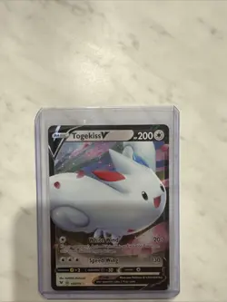 2020 POKEMON VIVID VOLTAGE TOGEKISS V 140/185 ULTRA RARE - Image 1