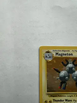 Pokemon TCG Magneton 9/102 Base Set Unlimited Holo Rare 1999 LP-NM - Image 2