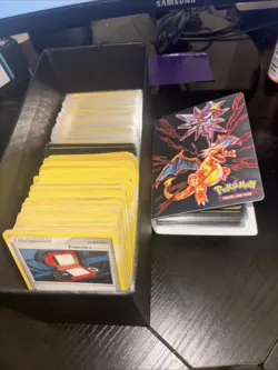 Pokemon TCG Bundle Assorted Card Selection - Image 1